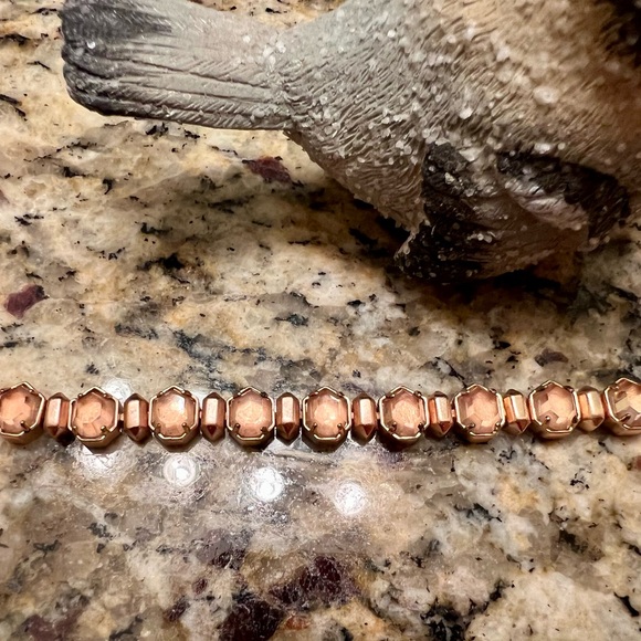 EEUC ROSE GOLD/PEACH TARA - Picture 2 of 8